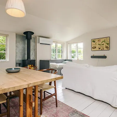 Сasa de vacaciones 6 Person In *