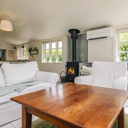 Сasa de vacaciones 6 Person In